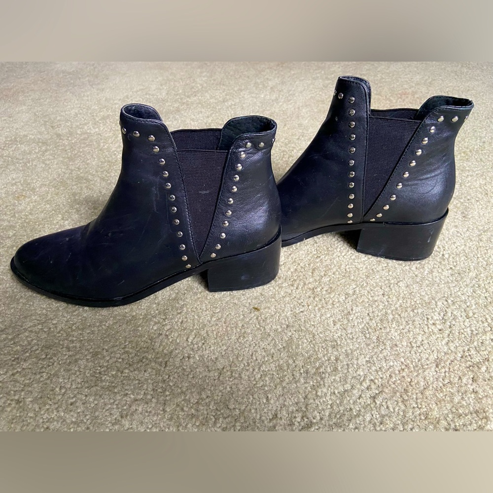 Steve Madden leather booties